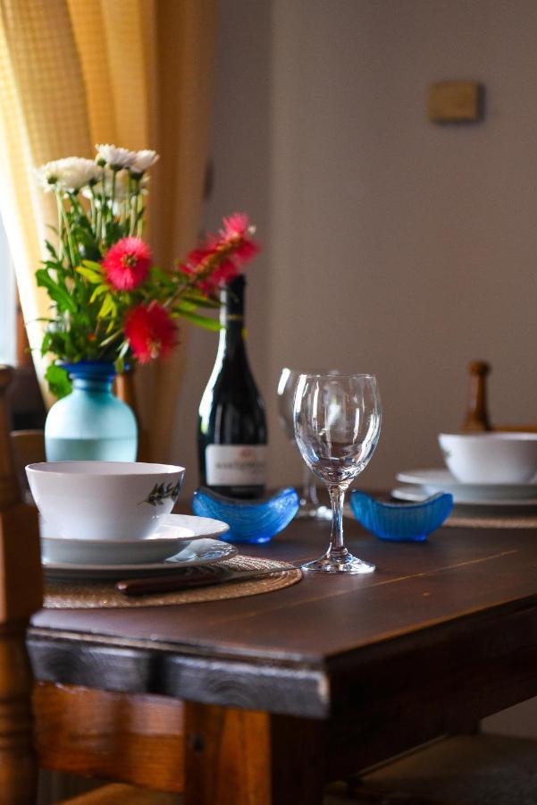 Blue Nest Apartment Skiathos Town Bagian luar foto